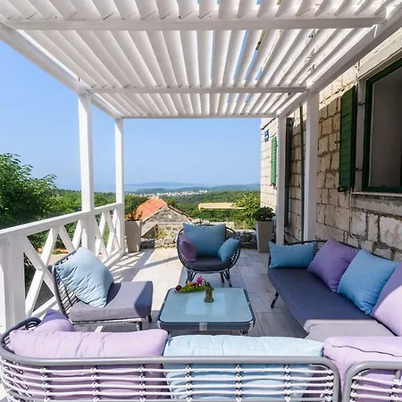 Andante 特罗吉尔